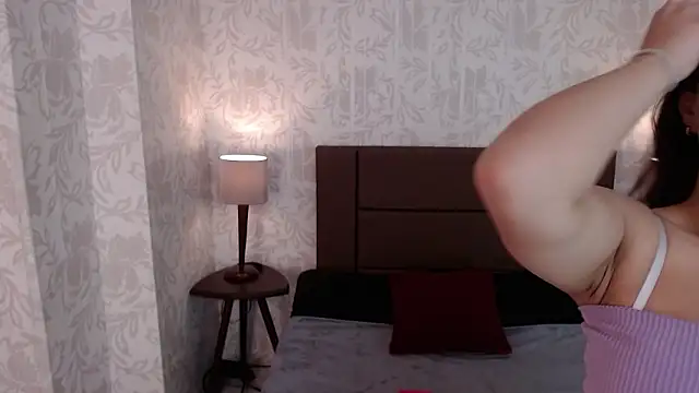 Chloe014  online show from March 26, 11:30 am