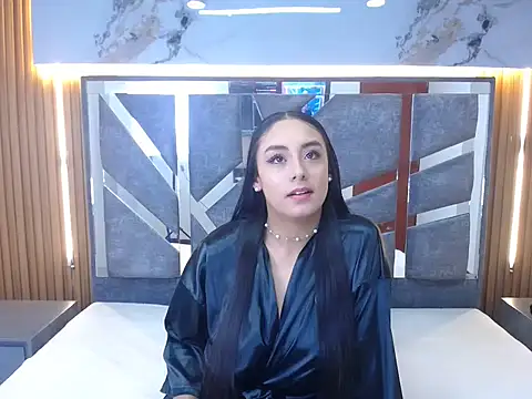 Lolacf online show from January 9, 1:51 pm