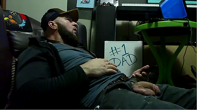 Numba1dad  online show from February 26, 4:12 am