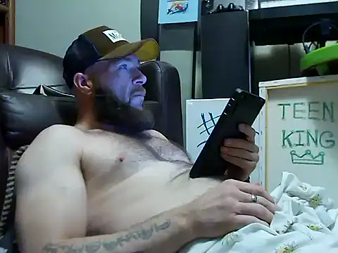 Snapshot of Numba1dad_ chatting on January 14, 8:07 am Numba1dad online show from January 14, 8:07 am