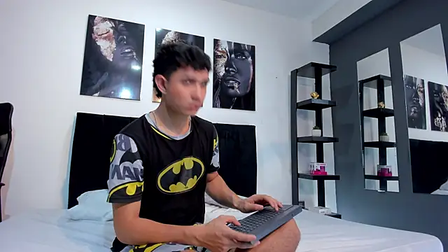 Alejo Grey online show from January 10, 7:20 pm