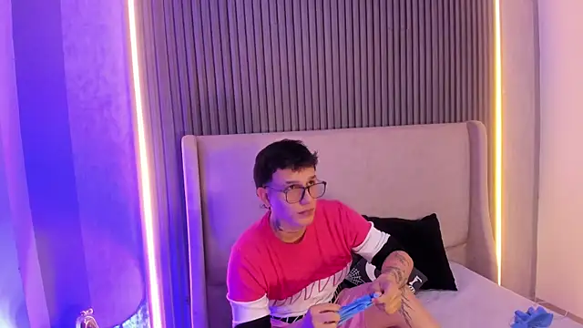 SamuParker online show from January 11, 3:57 am