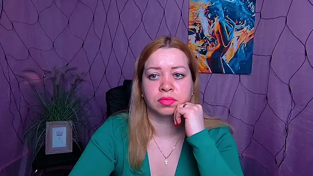 Snapshot of OliviaVerr chatting on February 7, 1:19 pm OliviaVerr online show from February 7, 1:19 pm