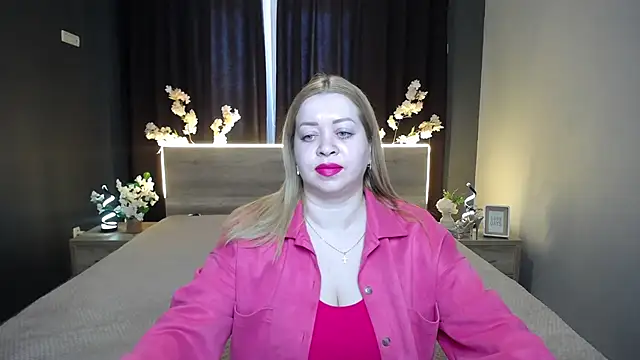 OliviaVerr online show from March 13, 1:16 pm