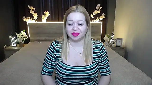 OliviaVerr online show from March 15, 1:29 pm