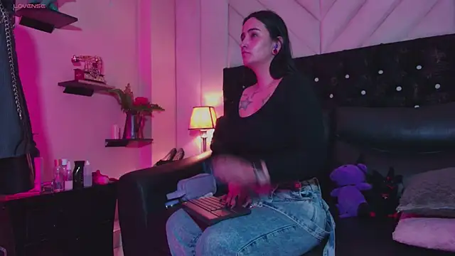 Scaarlett prince online show from February 26, 12:49 pm