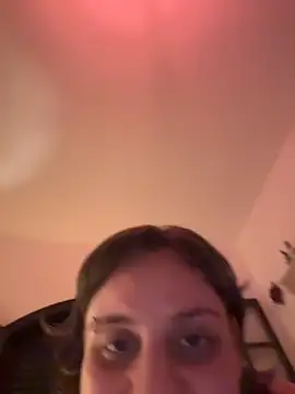 Snapshot of witchdub chatting on February 11, 2:44 am witchdub online show from February 11, 2:44 am