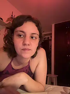 Snapshot of witchdub chatting on February 14, 2:23 am witchdub online show from February 14, 2:23 am