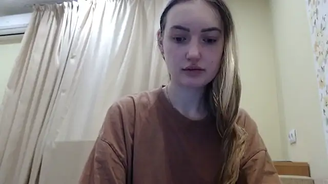 Eva Harris online show from January 12, 9:31 pm