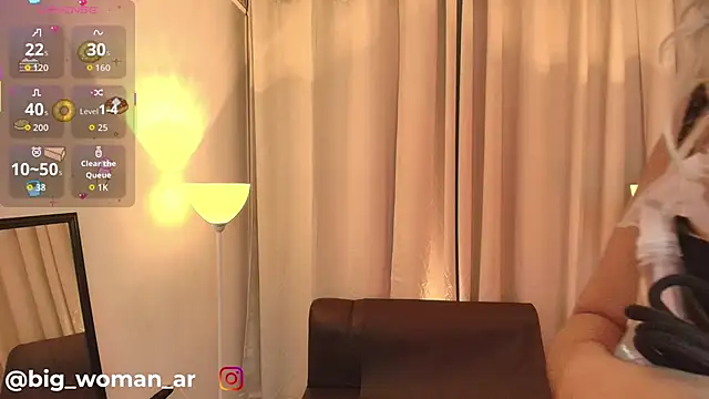 Snapshot of big_woman chatting on February 20, 3:14 am big woman online show from February 20, 3:14 am