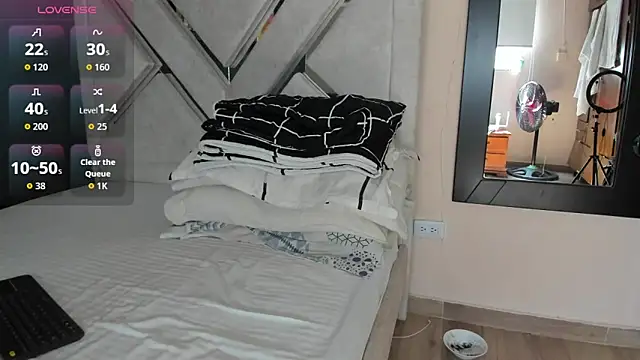 antonio aguilarx online show from April 4, 2:23 pm