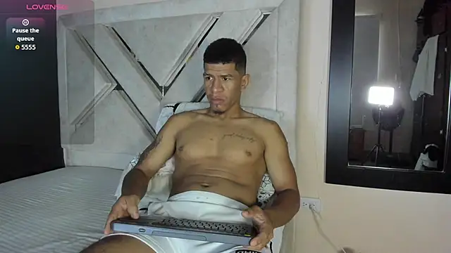 antonio aguilarx online show from March 31, 8:55 pm