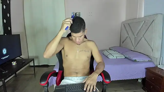 antonio aguilarx online show from July 29, 6:29 pm
