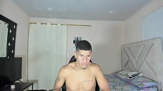 antonio aguilarx online show from July 25, 11:11 pm