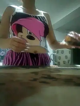 Snapshot of mariana_santacoloma chatting on June 2, 9:09 am mariana santacoloma online show from June 2, 9:09 am
