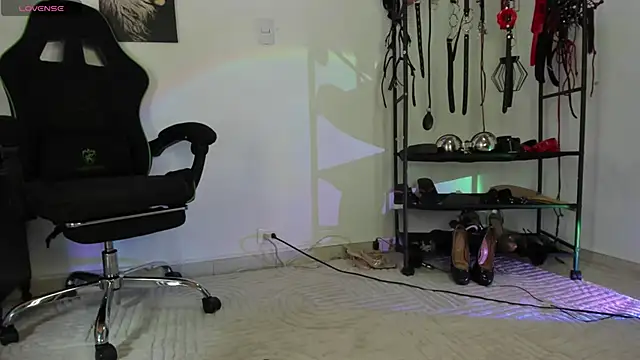 ariannaconnor  online show from January 12, 3:52 pm