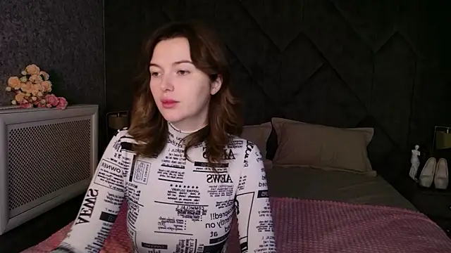 Karina Thorn online show from February 20, 8:44 pm