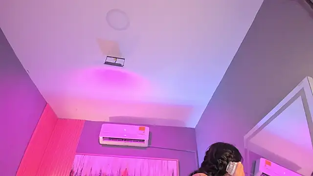 lilian vergara online show from February 5, 8:04 pm