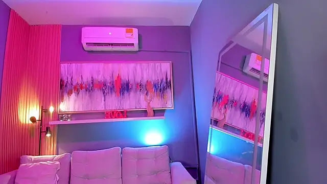 lilian vergara online show from March 6, 7:42 pm