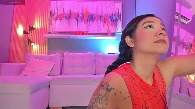 lilian vergara online show from February 4, 7:42 pm