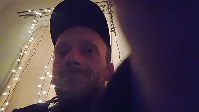 YeahDaynight2 online show from January 8, 1:55 am