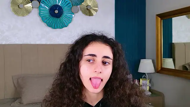 Susan Fors online show from March 17, 6:27 am