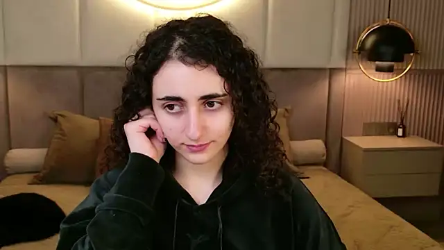 Susan Fors online show from March 28, 5:52 am