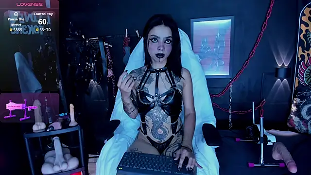 Electra Darkk online show from May 25, 5:00 pm