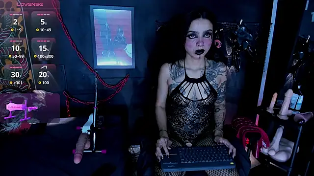 Electra Darkk online show from May 9, 5:05 pm