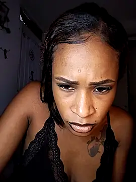 shariit  online show from January 14, 8:45 pm