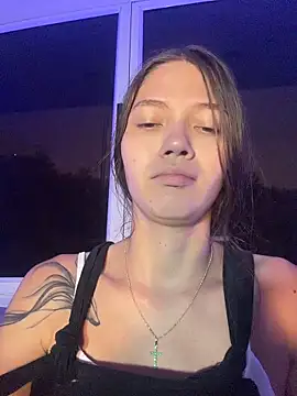 EmmaJhoons online show from February 1, 11:41 am