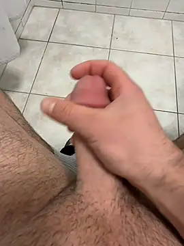 GuestSolo online show from April 15, 3:49 pm