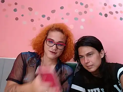 Snapshot of Queen_Domme_de_paus chatting on February 15, 2:27 pm Queen Domme de paus online show from February 15, 2:27 pm