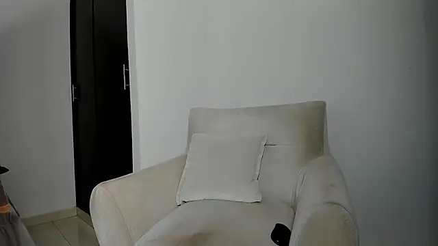 zarina coleman online show from April 3, 10:00 am