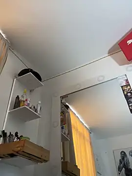 Black shai01 online show from April 5, 6:03 pm