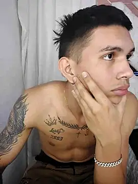 Scook Gray  online show from April 7, 4:42 pm