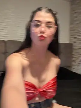moon0626 online show from April 28, 2:27 am