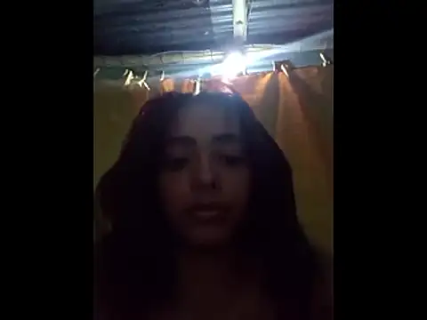 meganparixx online show from February 19, 4:09 am