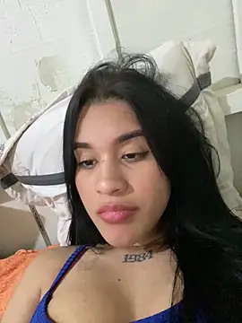 aslhey sandova online show from March 21, 3:52 am