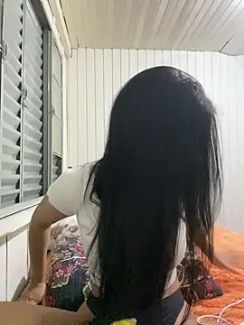 aslhey sandova online show from March 21, 10:35 pm