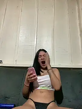 aslhey sandova online show from April 9, 10:27 pm