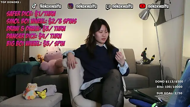 nekoxwaifu online show from March 17, 8:56 pm