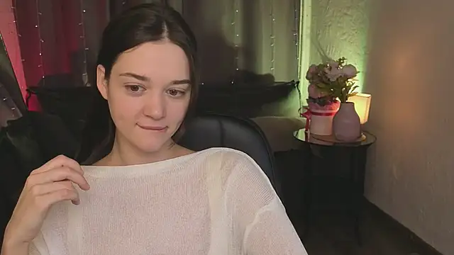 Snapshot of Seline_Vibe chatting on January 11, 5:36 am Seline Vibe online show from January 11, 5:36 am