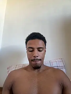 Snapshot of LorenzoBlack27 chatting on June 7, 2:11 pm LorenzoBlack27 online show from June 7, 2:11 pm