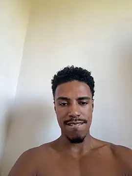 LorenzoBlack27 online show from March 15, 1:51 pm