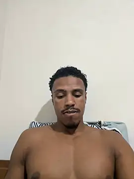 Snapshot of LorenzoBlack27 chatting on June 12, 11:24 pm LorenzoBlack27 online show from June 12, 11:24 pm
