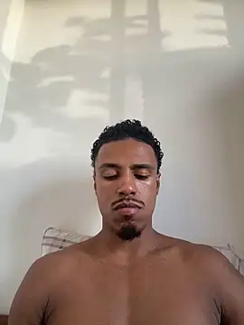 Snapshot of LorenzoBlack27 chatting on May 1, 8:14 pm LorenzoBlack27 online show from May 1, 8:14 pm