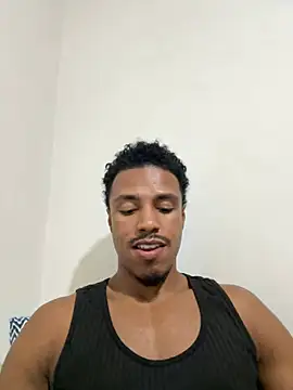 Snapshot of LorenzoBlack27 chatting on May 18, 10:36 pm LorenzoBlack27 online show from May 18, 10:36 pm