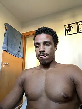Snapshot of LorenzoBlack27 chatting on June 2, 8:09 pm LorenzoBlack27 online show from June 2, 8:09 pm
