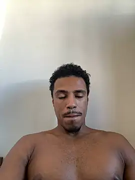 Snapshot of LorenzoBlack27 chatting on May 31, 6:31 pm LorenzoBlack27 online show from May 31, 6:31 pm